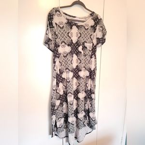 Lularoe Carly